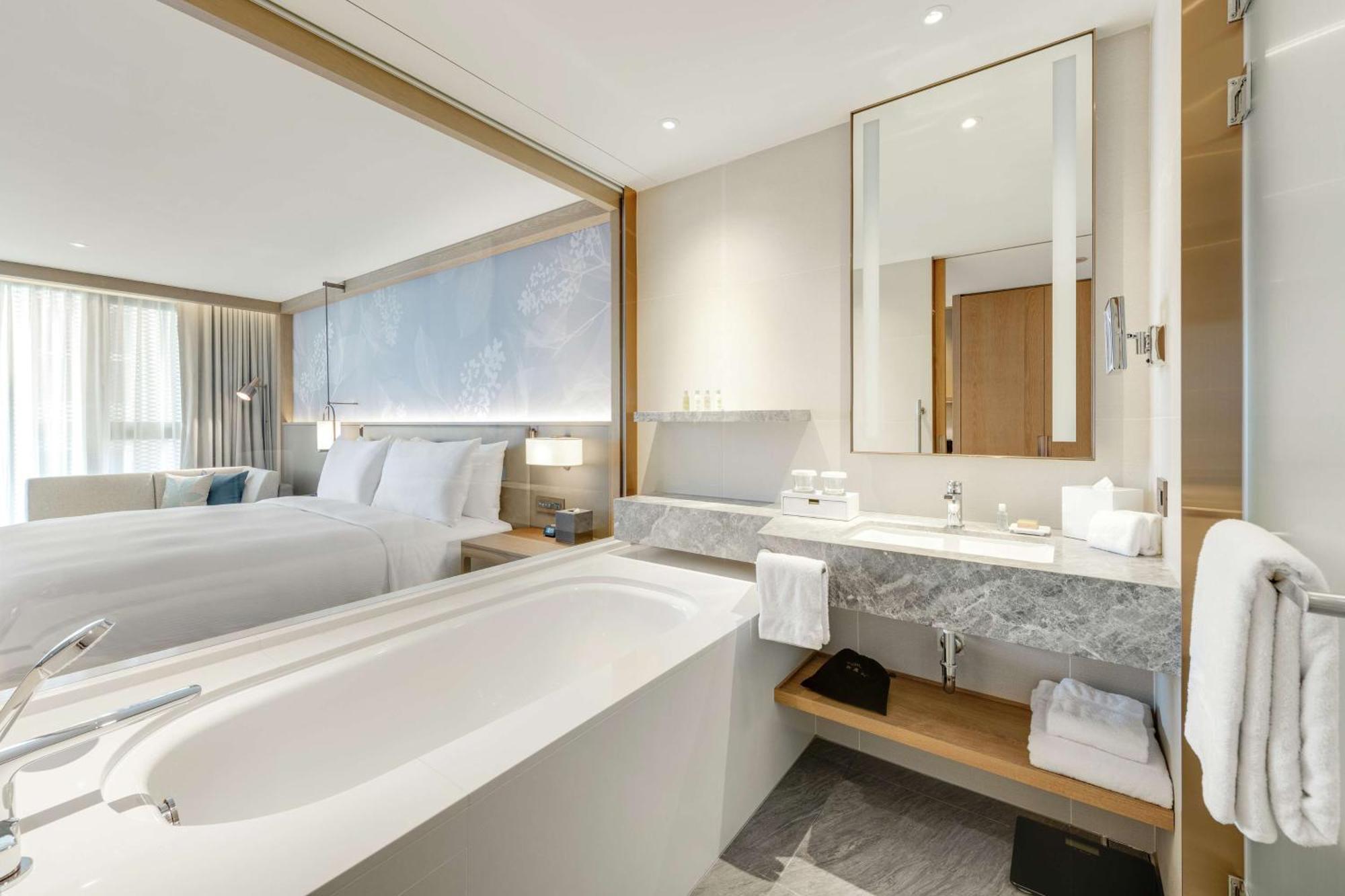 Doubletree By Hilton Taipei Zhongshan Exterior foto