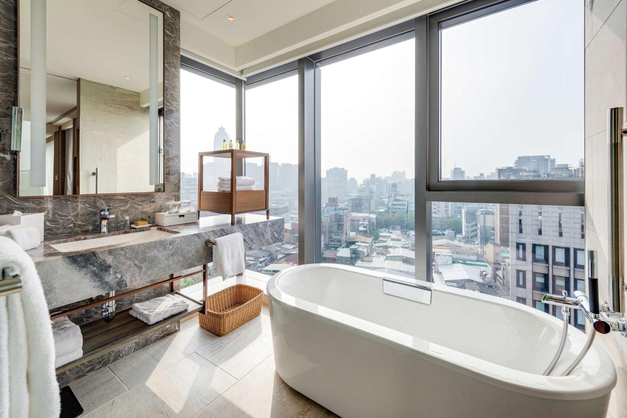 Doubletree By Hilton Taipei Zhongshan Exterior foto